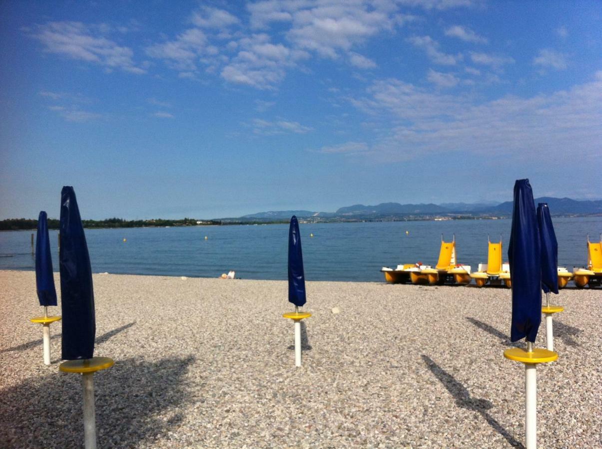 Garda Relais Luna Blu Peschiera del Garda Exterior foto